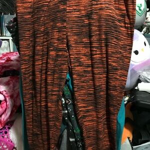 Time and Tru Vibrant Orange and Black Leggings